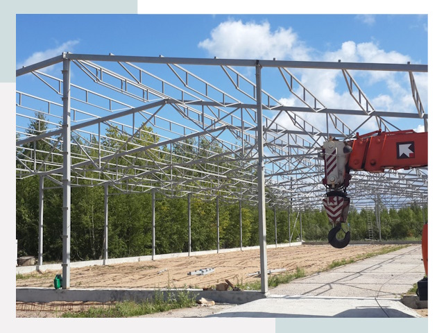 Строительство конюшен в Коркино от 623 руб. под ключ