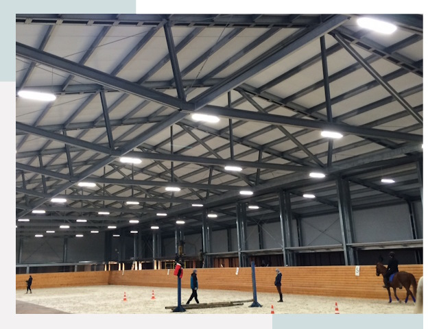 Строительство конных манежей от 623 руб в Коркино